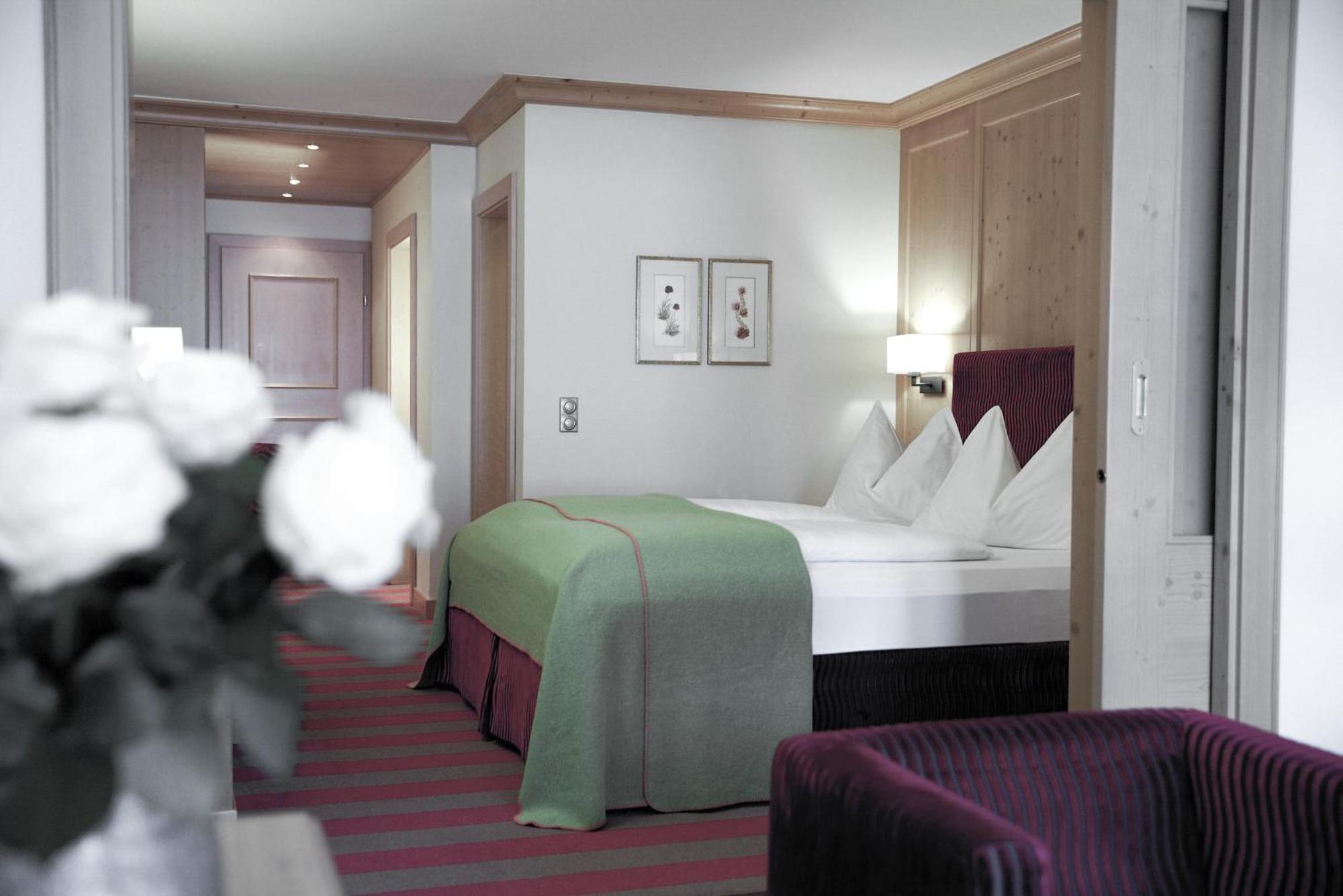 Hotel Rigele Royal Superior 오베르타우에른 외부 사진