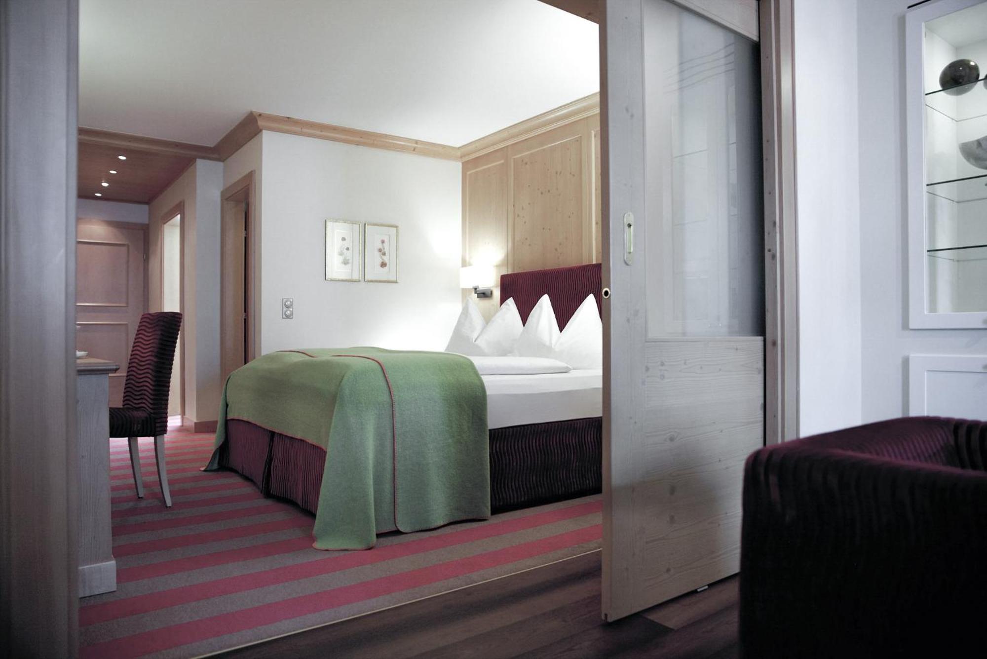 Hotel Rigele Royal Superior 오베르타우에른 외부 사진